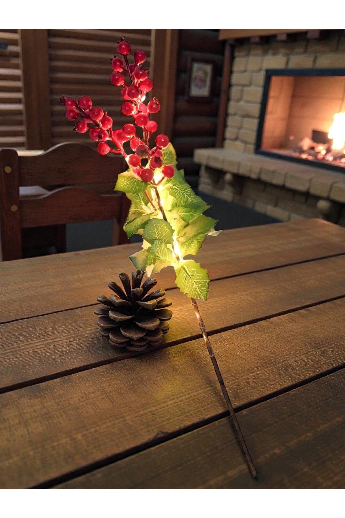 LED Peri Gün Işığı + 4 Adet 60 Cm Yılbaşı Kokina Kırmızı Berry Sapları Noel Berry Dalları
