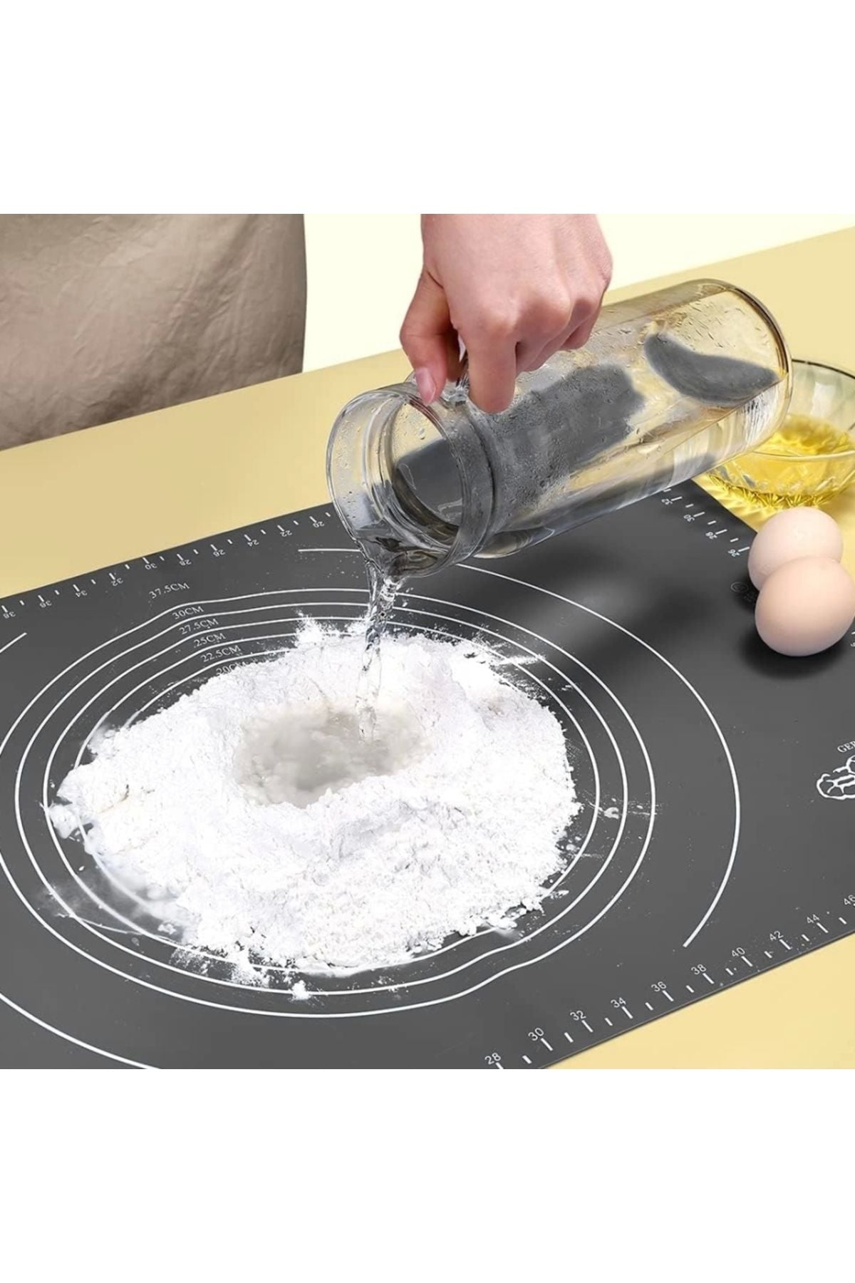 Yenigeldi Gri Silikon Yapışmaz Hamur Açma Matı, Ölçekli Hamur Açma Altlığı Masa Tezgah Yüzey Koruyucu 50x40cm