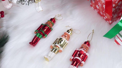 Yenigeldi 3 Adet Fındıkkıran Asker (7 CM) Nutcracker Çam Ağacı Süsü Yılbaşı Doğum Günü Parti Süslemeleri