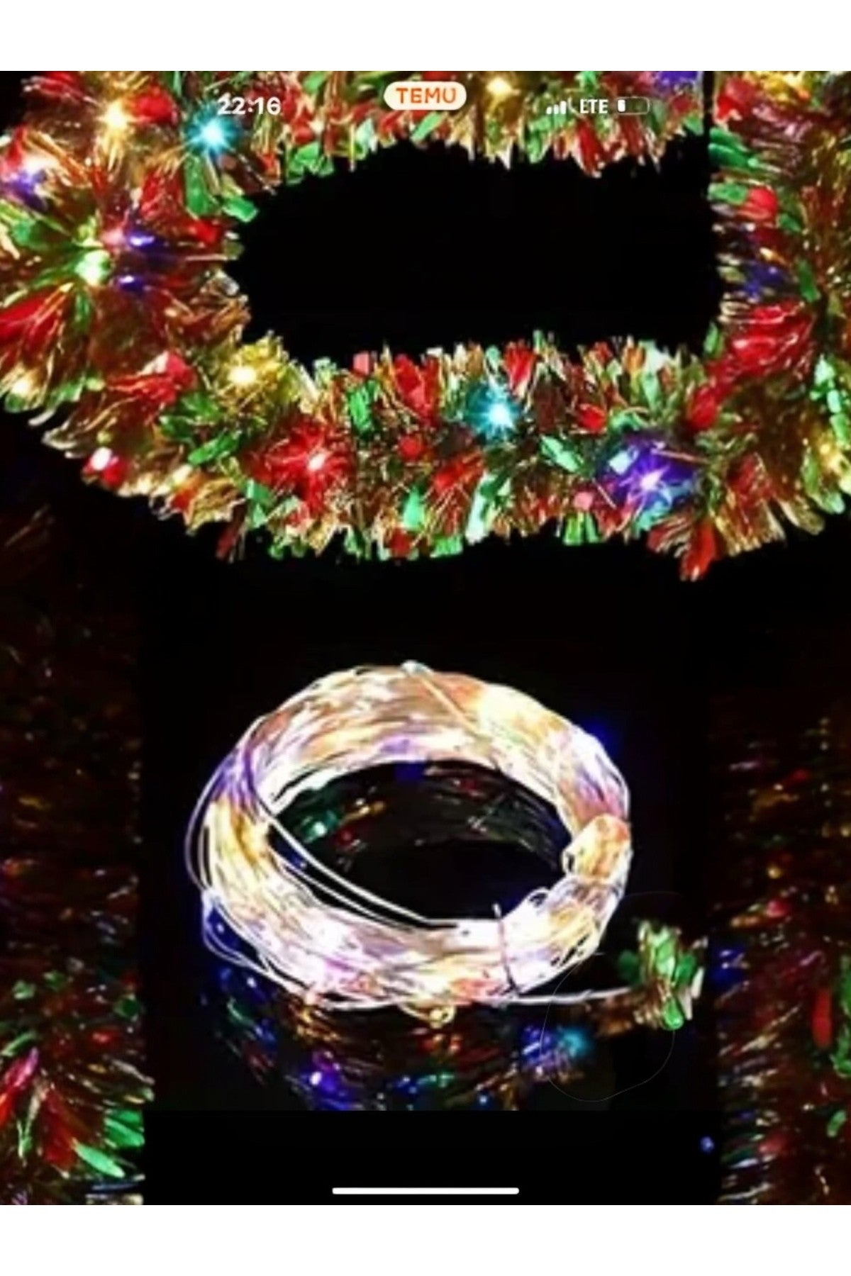 LED Işıklı Yılbaşı Püskül Süsü – Gün Işığı ve Renkli Dekoratif Tinsel, Yılbaşı Ağacı ve Ev Dekoru