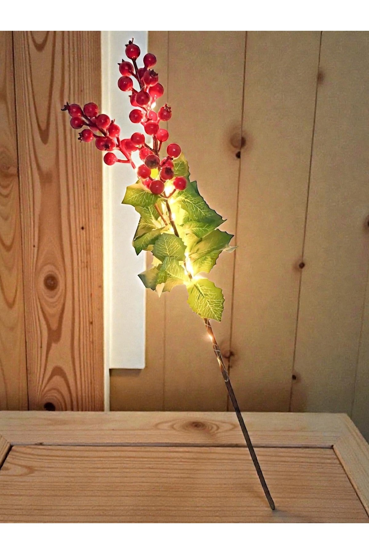 LED Peri Gün Işığı + 4 Adet 60 Cm Yılbaşı Kokina Kırmızı Berry Sapları Noel Berry Dalları