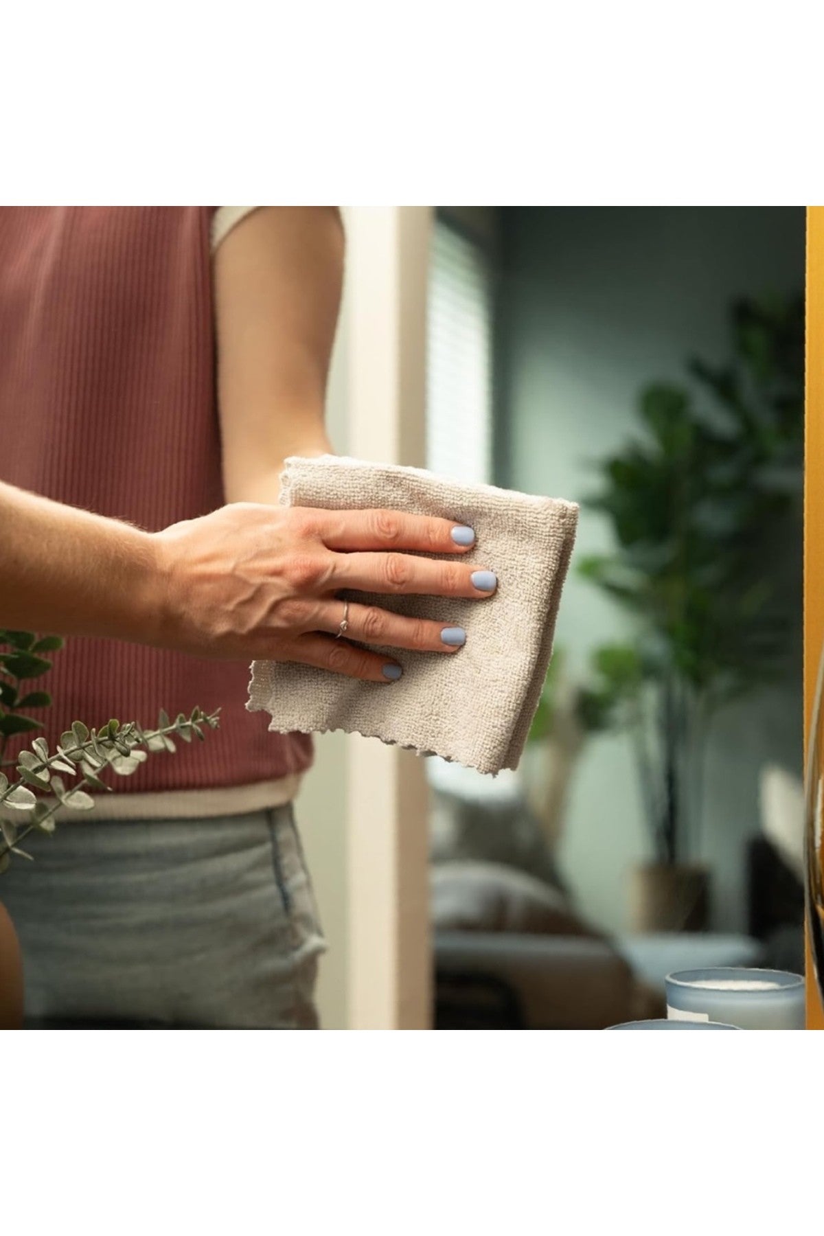 1 Adet Kore Bezi Büyük Boy Ultra Yumuşak Petek Mikrofiber Temizlik Bezi ( 28 *28 cm) - Tüy Bırakmaz, Emici